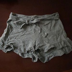 minkpink ruffled shorts
